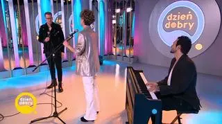 Katarzyna Jaroszyńska i Robert Stockinger w piosence „Shallow”