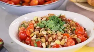 Birmańska sałatka z pomidorów - przepis Szymona Czerwińskiego