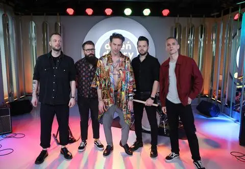 Paweł Swiernalis na scenie Dzień Dobry TVN. Tej barwy głosu nie da się zapomnieć
