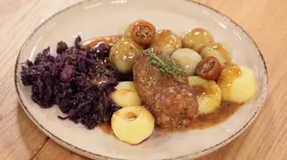 Rolada, kluski śląskie, kapusta modra