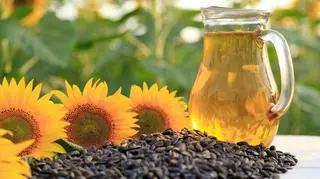 Zobacz, jakie właściwości posiada olej słonecznikowy i dlaczego warto go spożywać