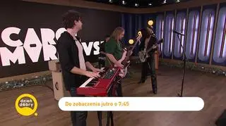 Carol Markovsky w utworze „Więcej Ciebie”