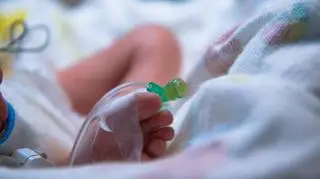 Włoskie obywatelstwo daje szanse ciężko chorej 8-miesięcznej Brytyjce