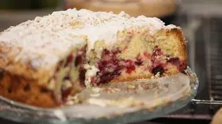 Ciasto ucierane z owocami pod kruszonką - przepis Bartka Boratyna