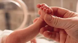 W szpitalu usłyszała, że dziecko zmarło w łonie. Gdy kazała powtórzyć badania, okazało się, że żyje