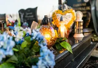 Śmierć a ekologia. Wszystkich Świętych to 3 mln ton śmieci