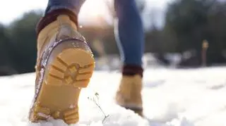 Jak dbać o buty jesienią i zimą? Proste sposoby na dłuższą żywotność obuwia 