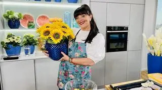 Udka z kurczaka nadziewane pieczarkami podawane z ziemniakami i cebulą z przepisu Cristiny Catese
