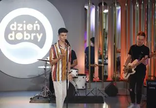 Jego singiel pokonał utwory Camili Cabello i Eda Sheerana. Oskar Cyms na naszej scenie zaśpiewał piosenkę "My girl"