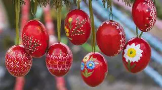 Ruszyły Jarmarki Wielkanocne, które pozwolą ci poczuć magię świąt. Kiedy i gdzie się odbędą?