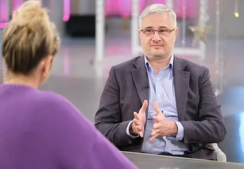 Boom na chwilówki. Ekspert ostrzega: "Drożej jest już chyba tylko w lombardzie"