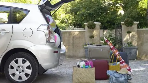 Dlaczego warto korzystać z toalety przed podróżą? 