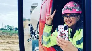 "Siła jest kobietą". Spełnia się jako kierowczyni samochodów ciężarowych. "Auto jest moją kawalerką"