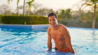 Wojtek z "HP" w pociągu z inną uczestniczką programu. "To jest przeznaczenie, to ja powinienem być z tobą"