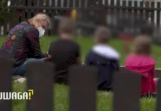 Po rozwodzie toczą walkę kosztem dzieci. "W tym roku nie chodzą do szkoły