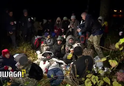 Dramatyczna sytuacja uchodźców przy granicy z Białorusią