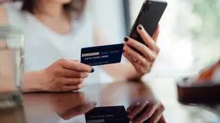 Oszuści podszywają się pod duży bank. CSIRT KNF ostrzega i zaleca ostrożność