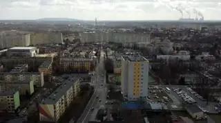 Bełchatów. Uczniowie biją, poniżają i wrzucają filmy do sieci