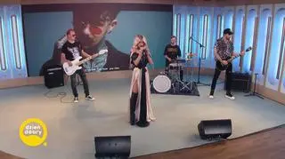 Clodie w piosence “Na głos” 