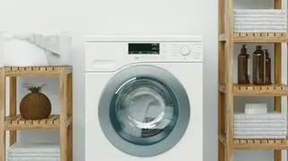 Czyszczenie pralki sodą oczyszczoną i octem. Jak to zrobić