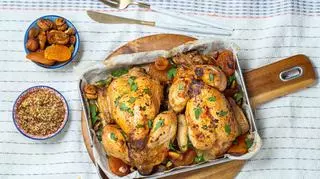 Pieczone podudzia kurczaka z miodowym sosem idealne na jesienną szarugę