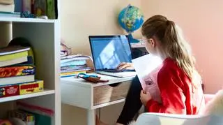 Czy 10 stycznia uczniowie wrócą do szkół? 