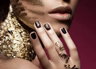 Kintsugi nails