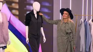 Męska koszula w damskich stylizacjach. Jak ją nosić?