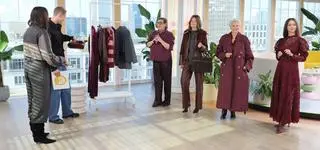 Burgund kolorem jesieni. Z czym warto go łączyć?