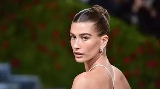 Terapia zmieniła życie Hailey Bieber. "Jest kilka rzeczy, które robię w trosce o moje zdrowie psychiczne"