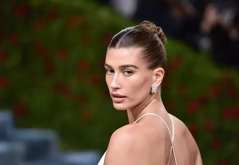 Terapia zmieniła życie Hailey Bieber. "Jest kilka rzeczy, które robię w trosce o moje zdrowie psychiczne"