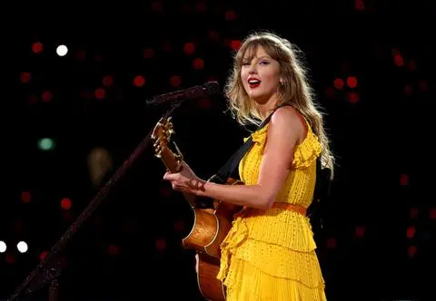 Prawda o zębach Taylor Swift. Dentysta gwiazd ujawnia, co wokalistka zmieniła, by uzyskać perfekcyjny uśmiech
