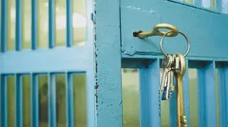 Poroniła w piątym miesiącu ciąży. Sąd skazał ją na 50 lat więzienia 