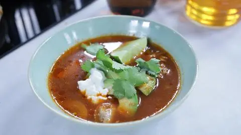 Caldo Tlalpeño - meksykańska zupa z kurczakiem