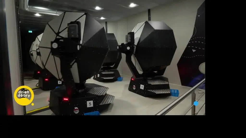 DD_20240313_Kosmos_REP_napisy