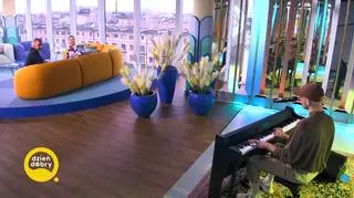 Maks Łapiński w piosence „Cold”