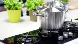 Jakie garnki kupić na kuchenkę gazową? Sprawdź, jak skompletować zestaw i o nie dbać