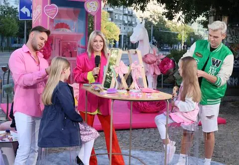Bajkowy salon fryzjerski w stylu Barbie i lalki naszych najmłodszych widzów pod studiem Dzień Dobry TVN