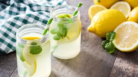 Co kryje się w sokach i lemoniadach? Alarmujące wyniki kontroli 
