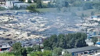 Pożar hali Marywilska 44. Kilka tysięcy osób poszkodowanych. "Straciliśmy 400-500 tys. zł"