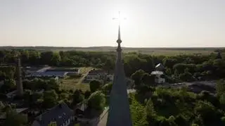 Uwaga! TVN. Ojciec zabił ich matkę, teraz mogą stracić to, co im zostało