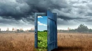 Sennik - drzwi. Co oznacza sen z drzwiami? Poznaj analizę i interpretację