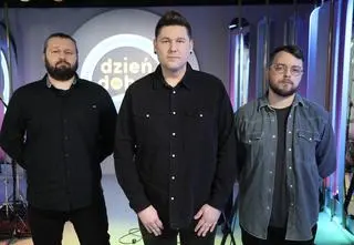 Łukasz Żurkowski w piosence "Western". "To mocna gitarowo-elektroniczna opowieść"