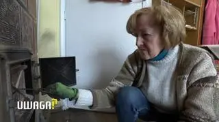 15 stopni w pokojach i zamarznięta woda w kranach. Tak mieszka 75-letnia pani Mirosława. Kto jej pomoże?
