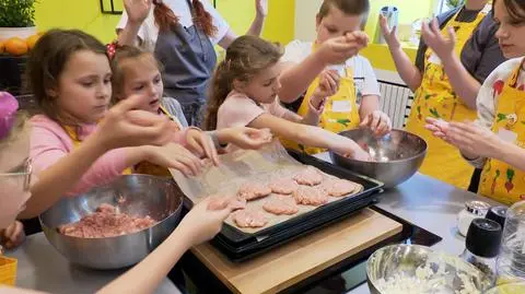 Co powinno się znaleźć na talerzu dziecka? 