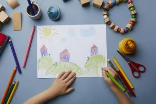 Jak rysować dom – różne metody pracy