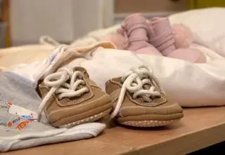 Za wyprawkę dla niemowlaka trzeba zapłacić nawet kilka tysięcy. Jak zmniejszyć te koszty? 