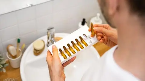 Biostymina na włosy – jak ją stosować? Poznaj jej działanie