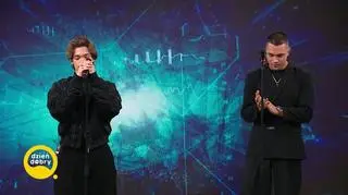 Kuba Szmajkowski &amp; LIAMOO w piosece “ Running with lightning” 