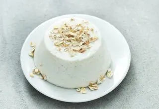 Panna cotta z serem pleśniowym - przepis Piotra Kucharskiego